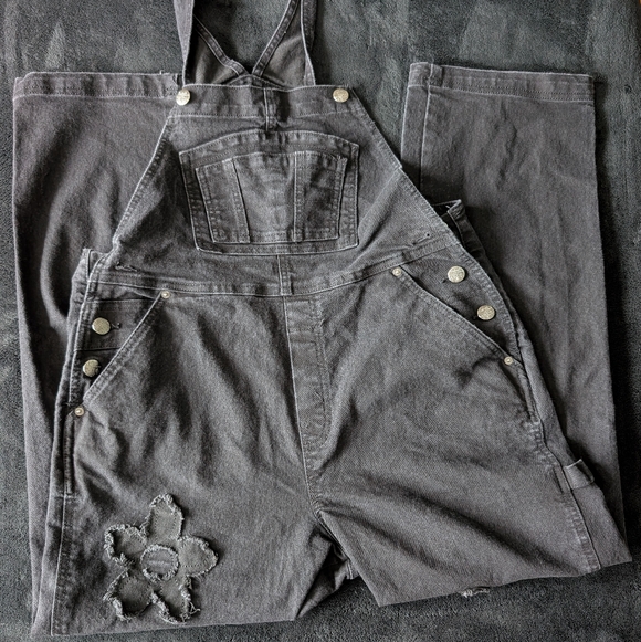Black Distressed Denim Floral Patch Overalls Indie Boho Chic Cottage core Large - Picture 14 of 15